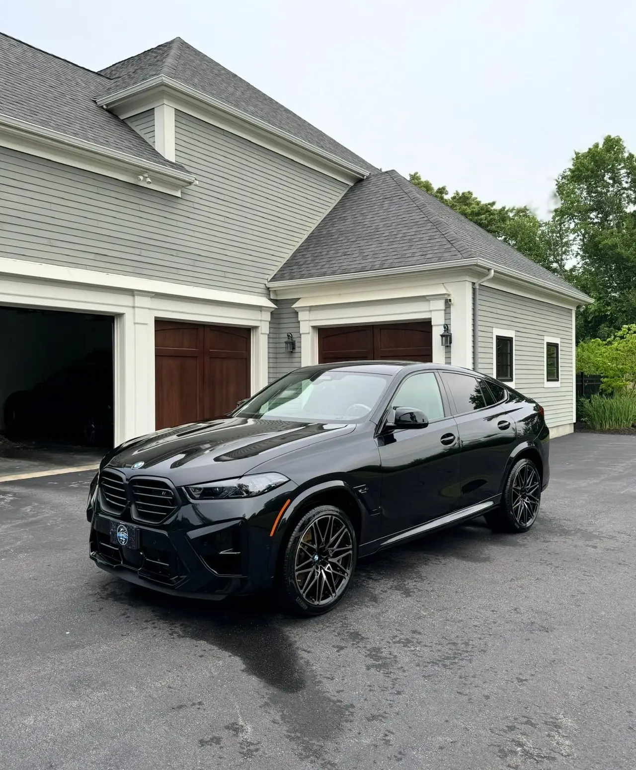 BMW X6M black mobile detailing Worcester County MA