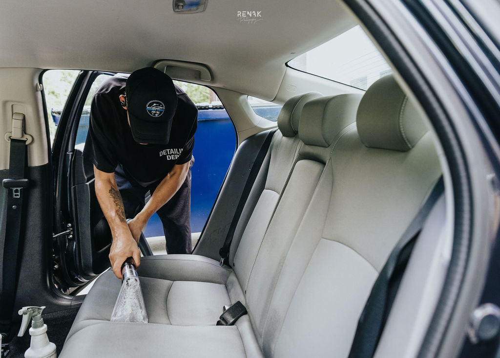 Interior & Exterior Detailing