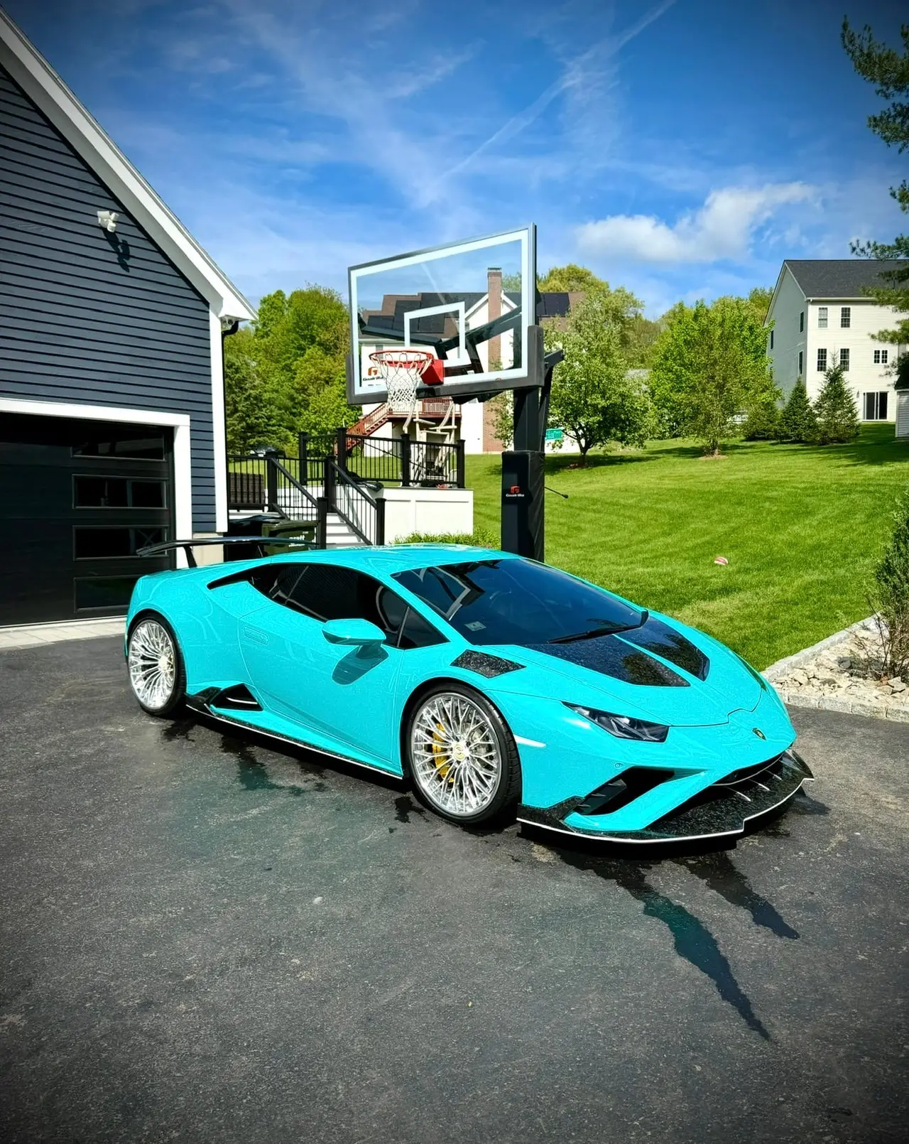 Lamborghini Huracan tiffany blue mobile detailing Central MA