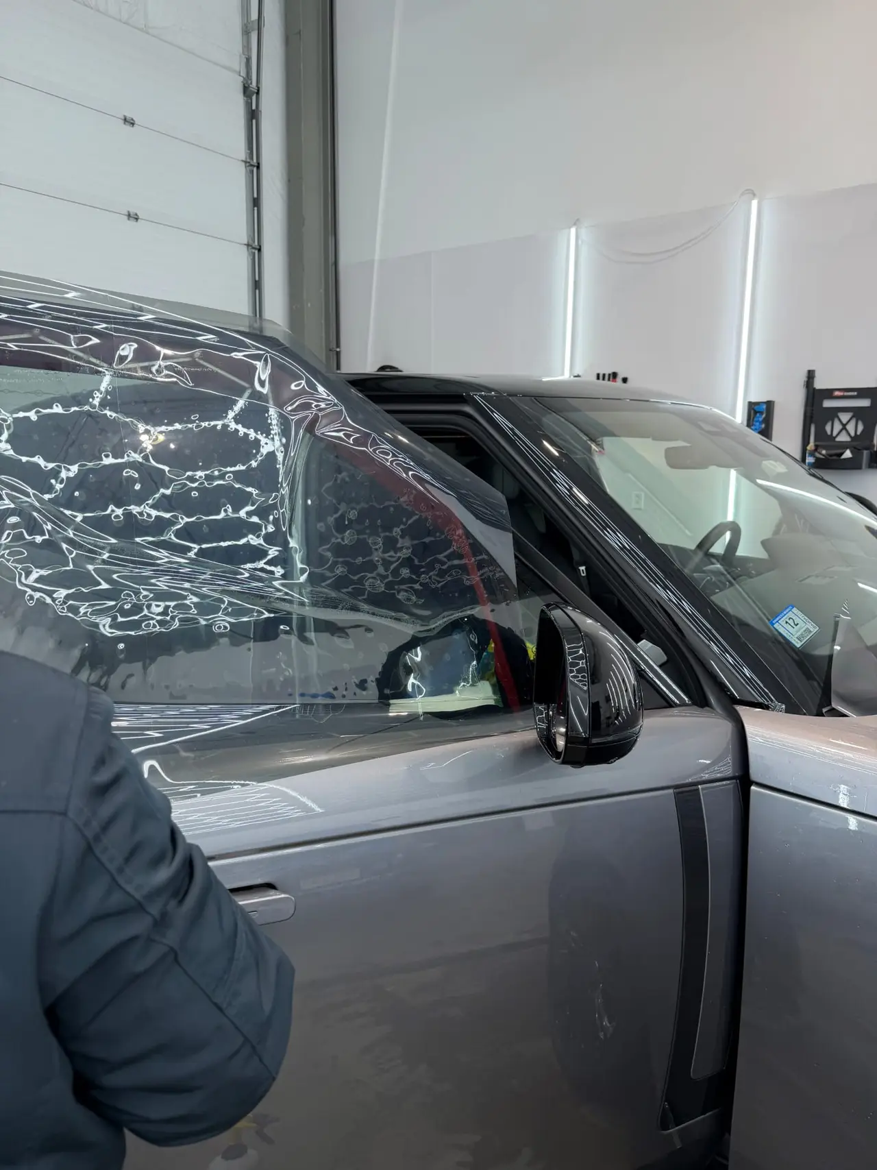 Range Rover windshield tint installation Shrewsbury MA